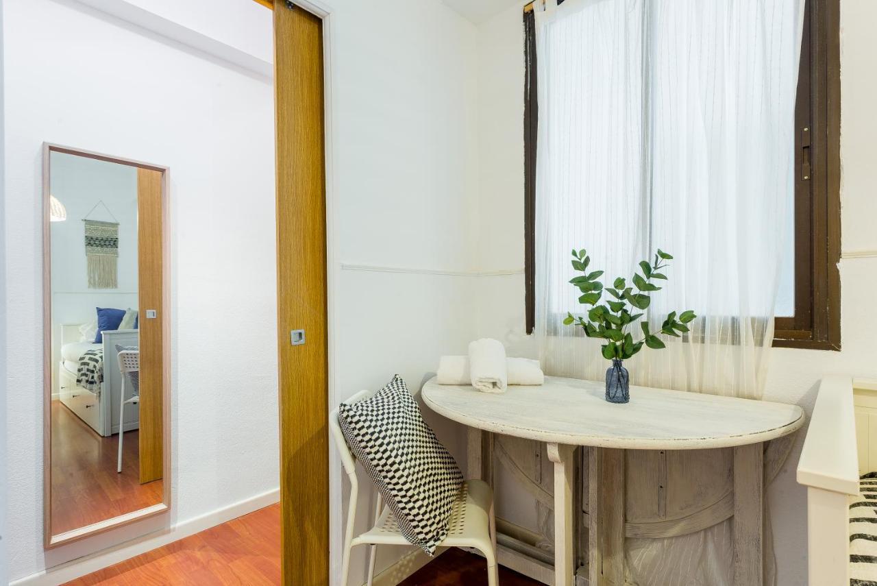 Lodging Apartments Illa Diagonal Barcelona Exterior foto