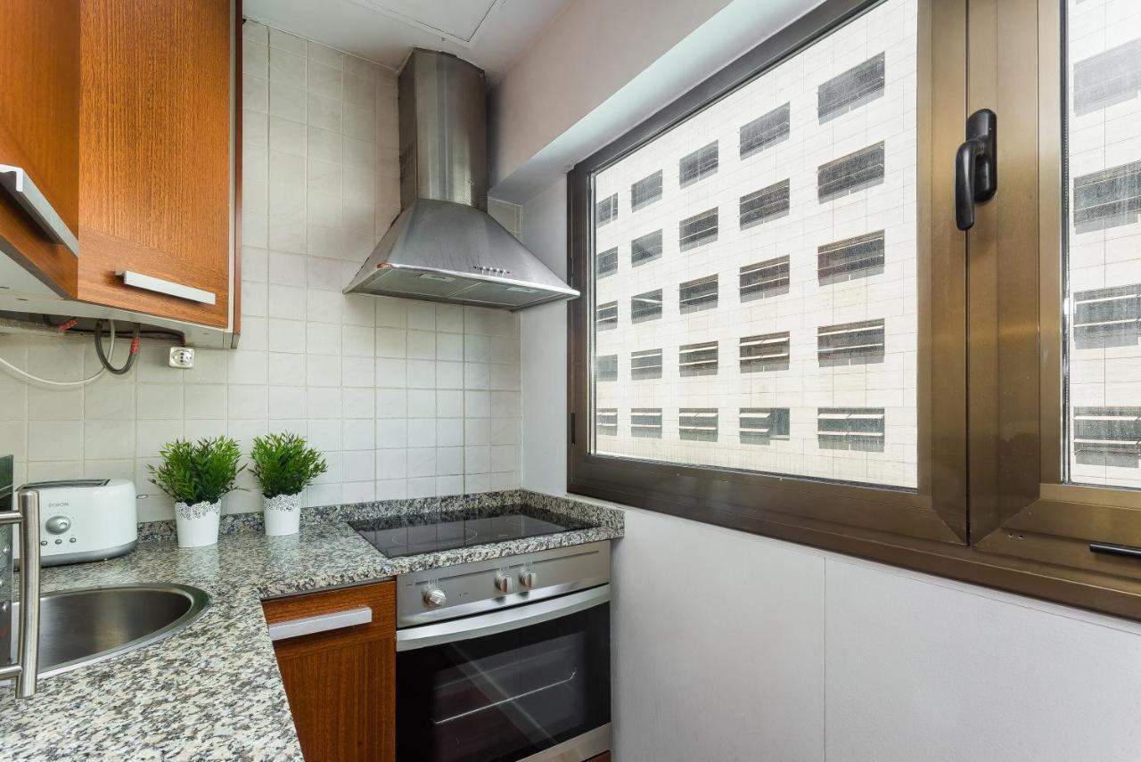 Lodging Apartments Illa Diagonal Barcelona Exterior foto